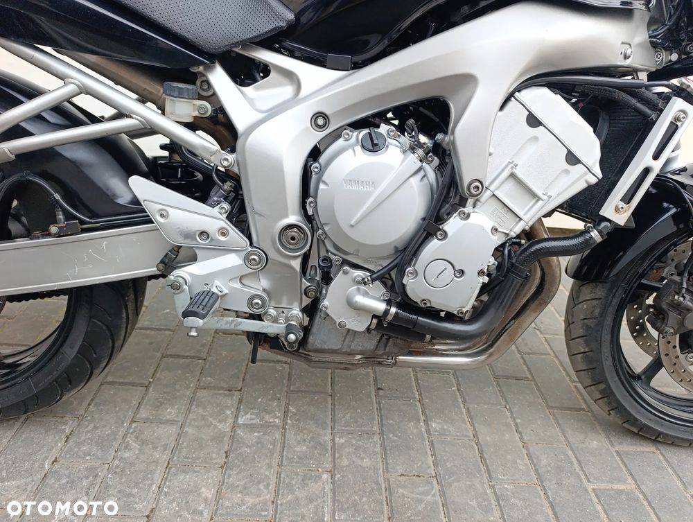 Yamaha FZ6 - 26