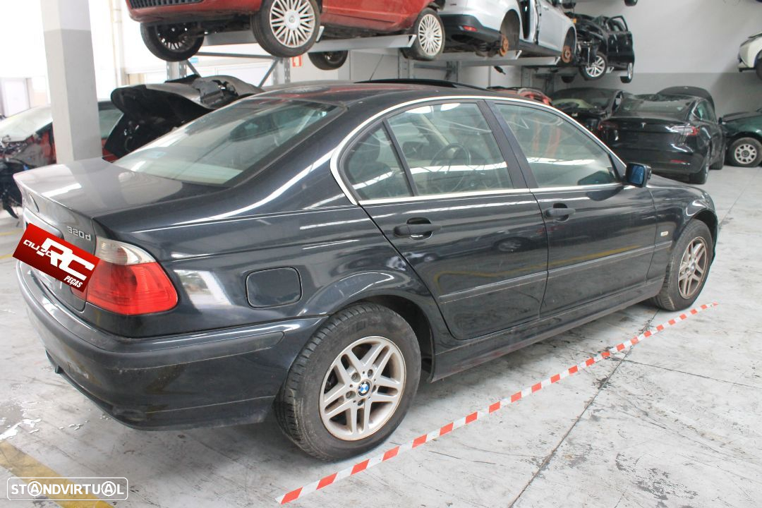 BMW 320D - 4