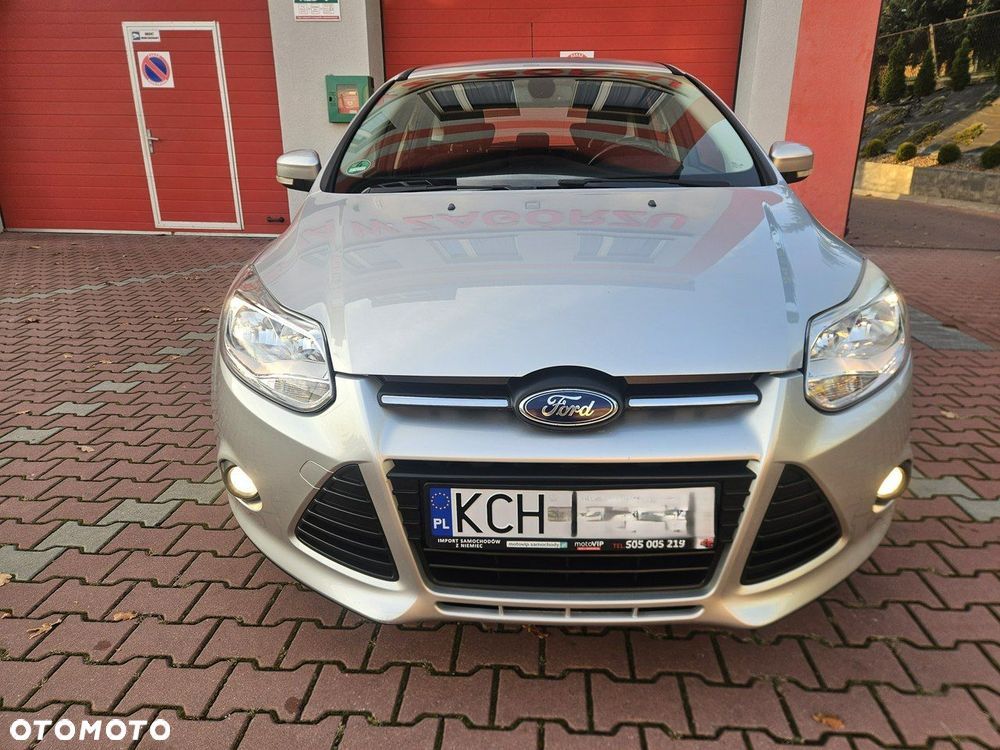 Ford Focus 1.6 Edition - 10