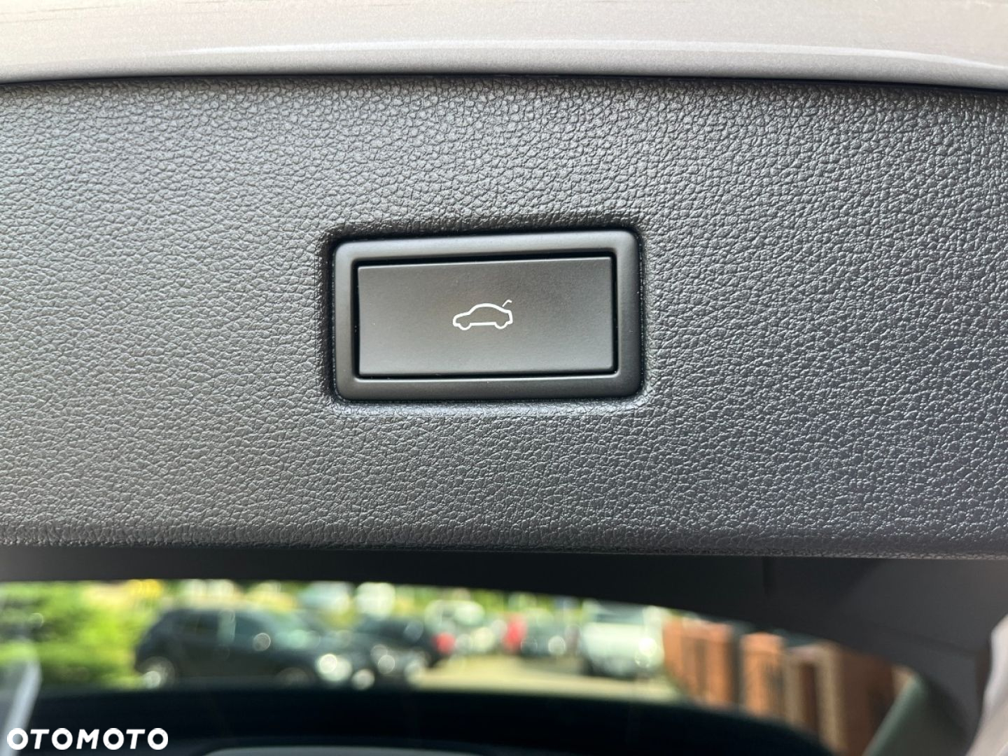Volkswagen Tiguan 2.0 TDI SCR DSG R-Line - 39