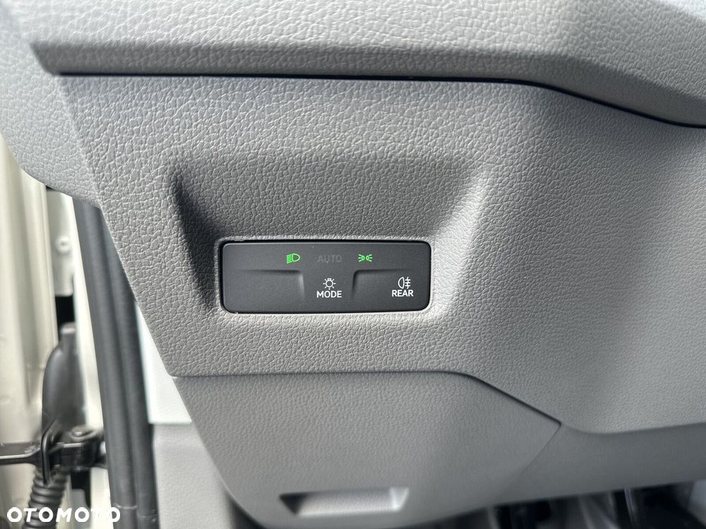 Volkswagen Crafter 35 furgon wysoki dach, 2,0 TDI 177KM, przedni, 6-bieg manualna 3640 mm, Euro 6 - 20