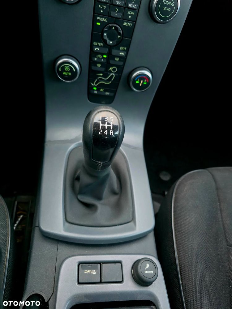 Volvo S40 1.6D Momentum - 17