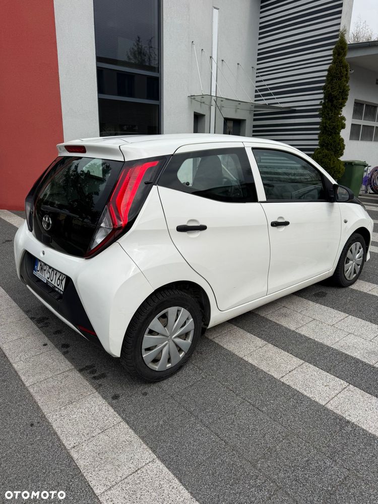 Toyota Aygo 1.0 VVT-i Color Edition - 2