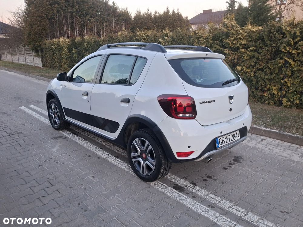 Dacia Sandero Stepway 0.9 TCe Laureate - 3