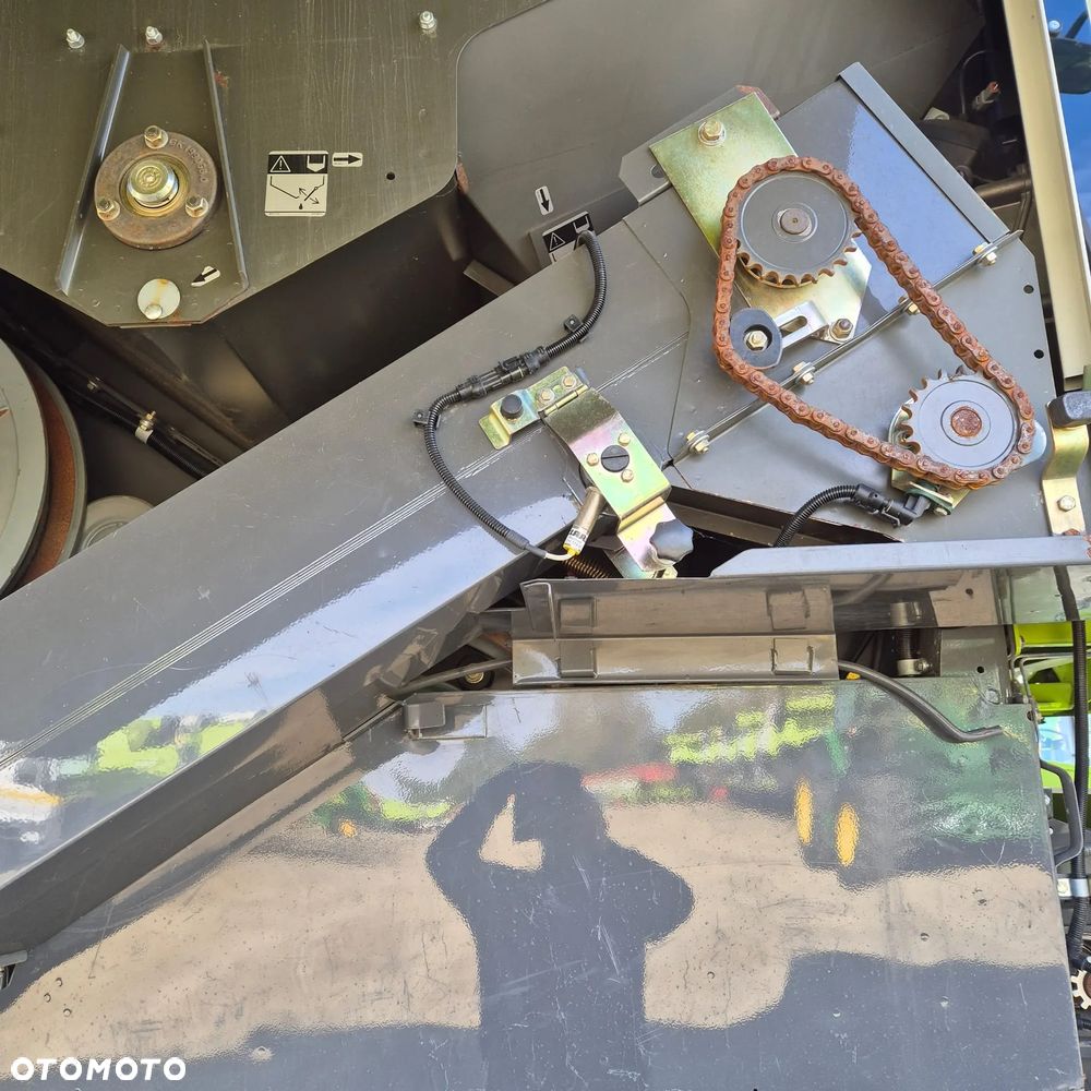 Claas Lexion 770TT z hederem - 24