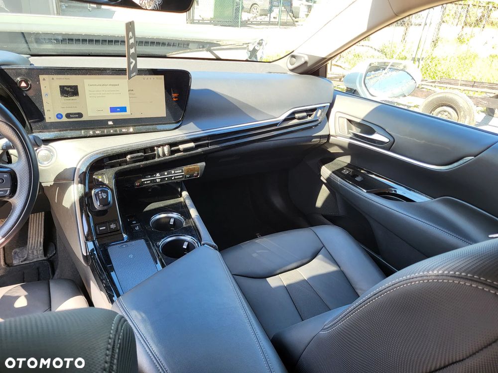 Toyota Mirai Executive - 13