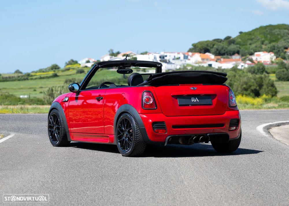 MINI Cabrio John Cooper Works 157g - 11