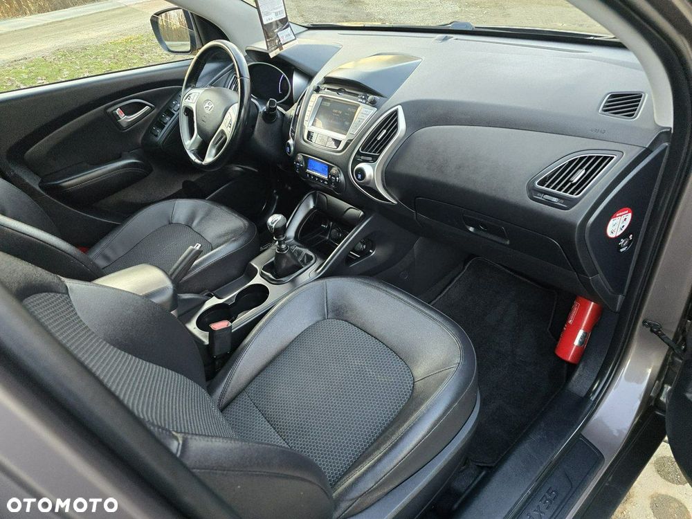 Hyundai ix35 - 22