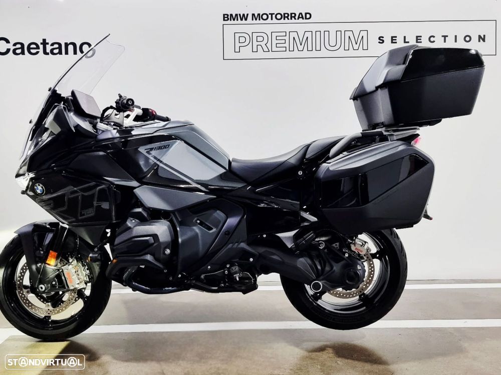 BMW R 1300 RT 1300RT Triple Black - 1