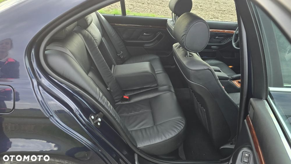 BMW Seria 5 - 8