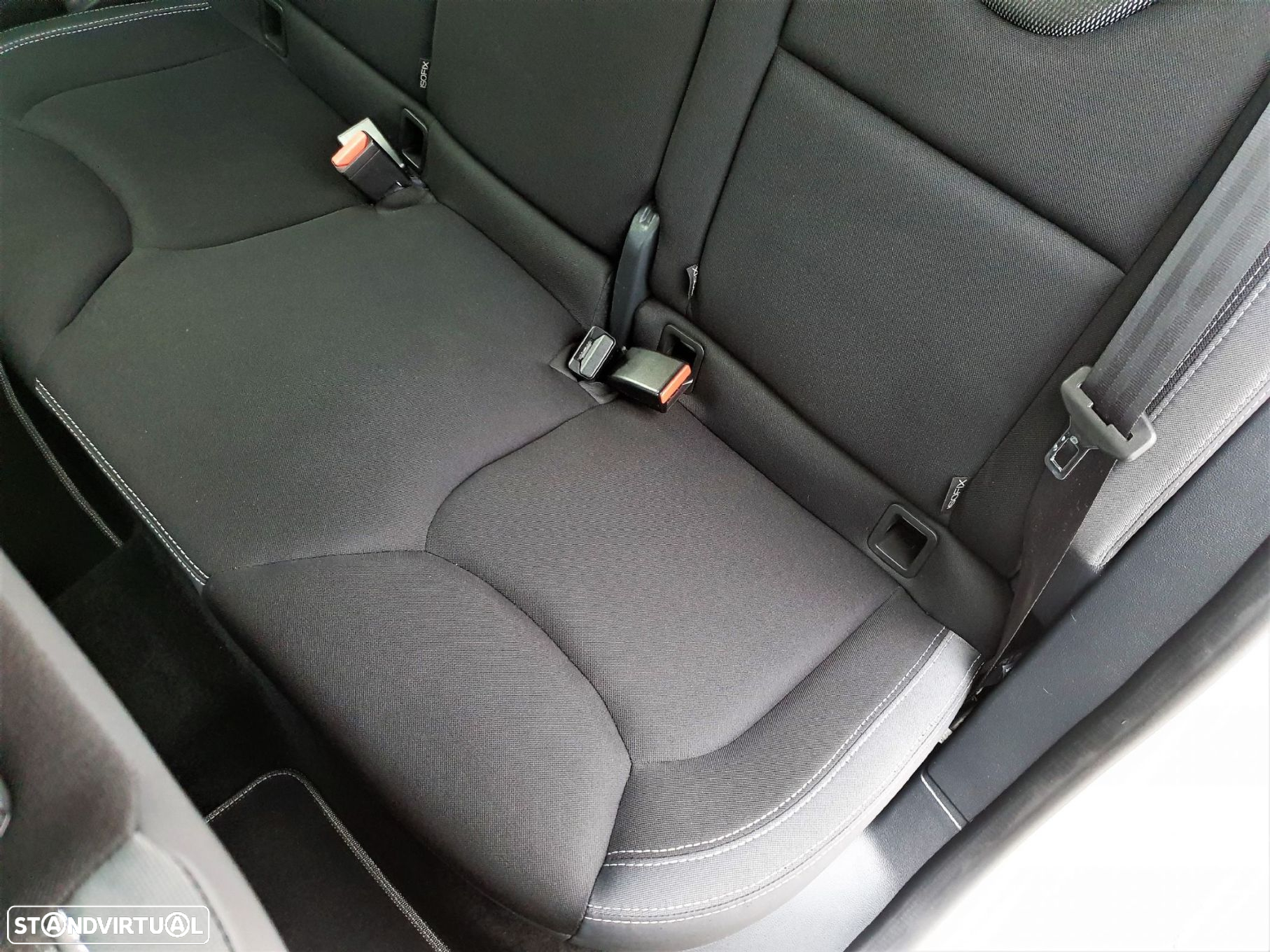 Renault Clio Sport Tourer Energy dCi 90 Start & Stop LIMITED - 40