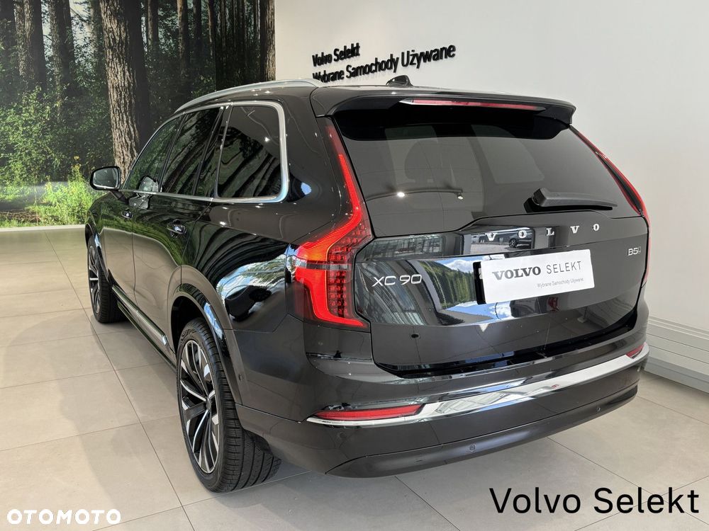 Volvo XC 90 - 8