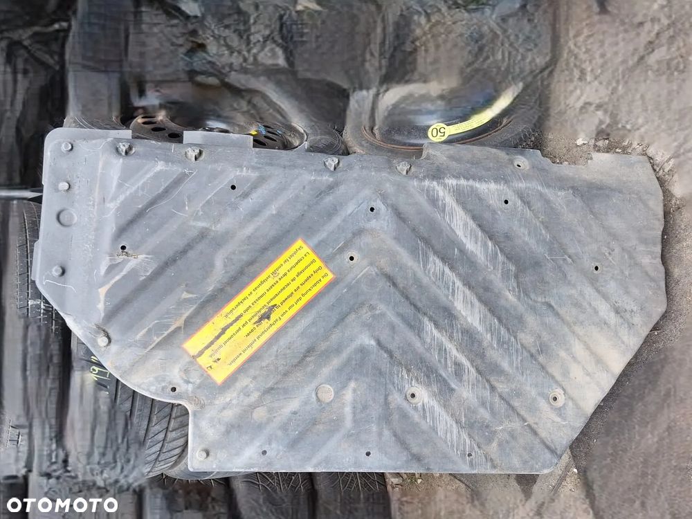 Osłona podwozia bagażnika Opel Corsa D  9271582  332932933 - 2