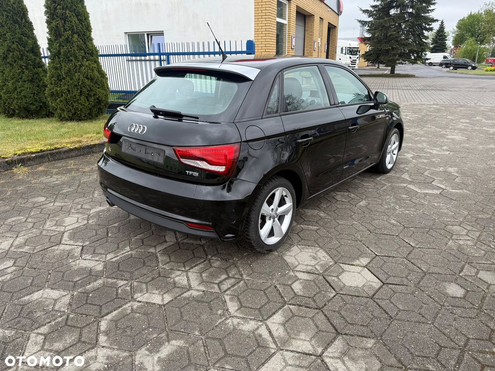 Audi A1 Sportback 1.0 TFSI ultra - 5