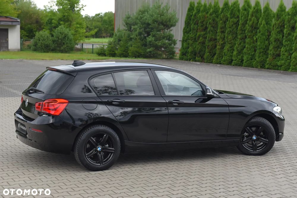 BMW Seria 1 116i - 22