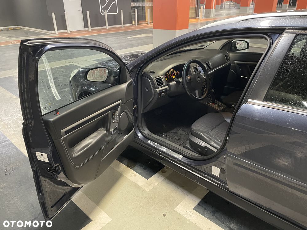 Opel Vectra 2.8 V6 Turbo Automatik Cosmo - 8