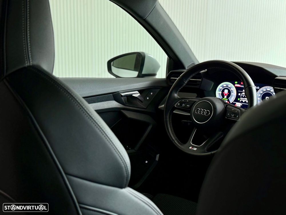 Audi A3 Sportback 40 TFSIe S line - 23