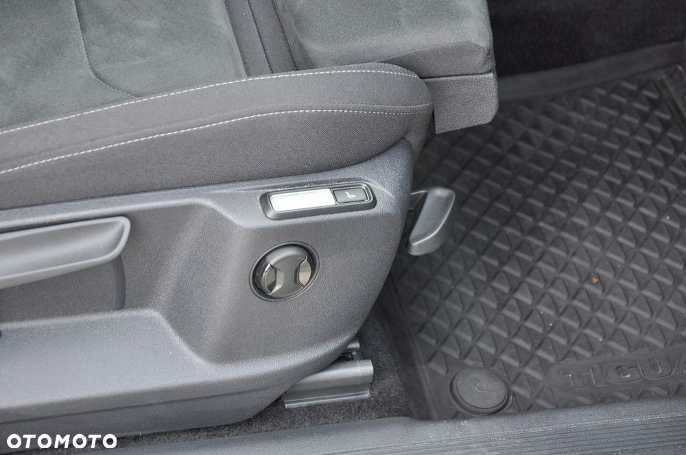 Volkswagen Tiguan 2.0 TDI SCR DSG Life - 40
