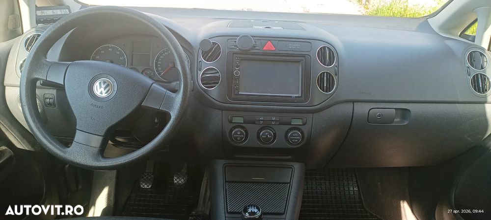 Volkswagen Golf 1.6 FSI Individual - 4