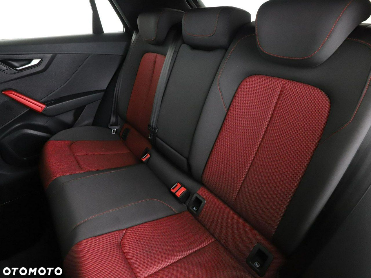 Audi Q2 35 TDI quattro S tronic sport - 16