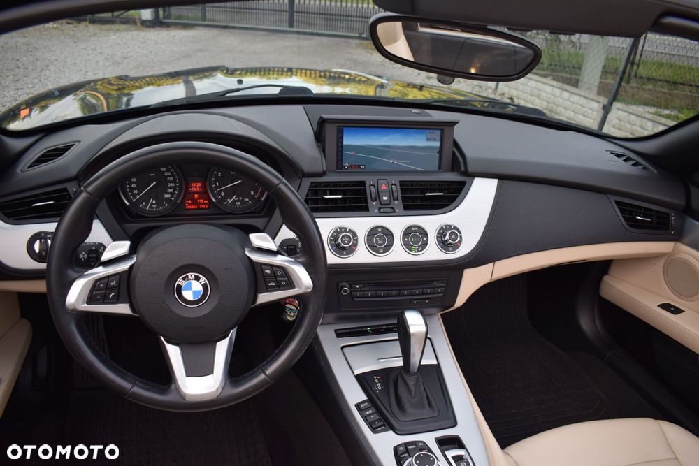 BMW Z4 sDrive23i - 8