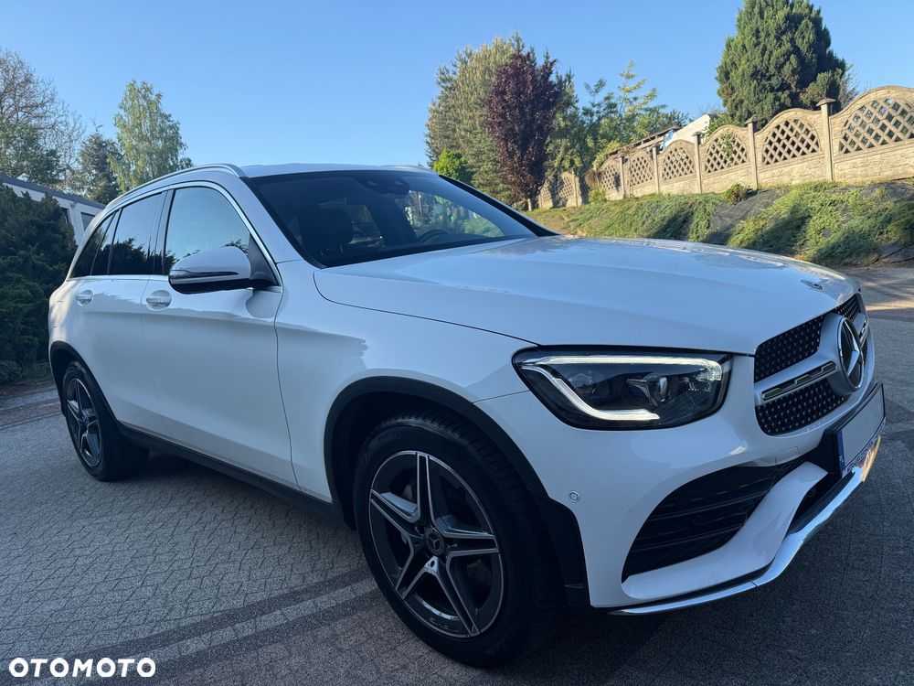 Mercedes-Benz GLC 200 4Matic 9G-TRONIC AMG Line Plus - 15