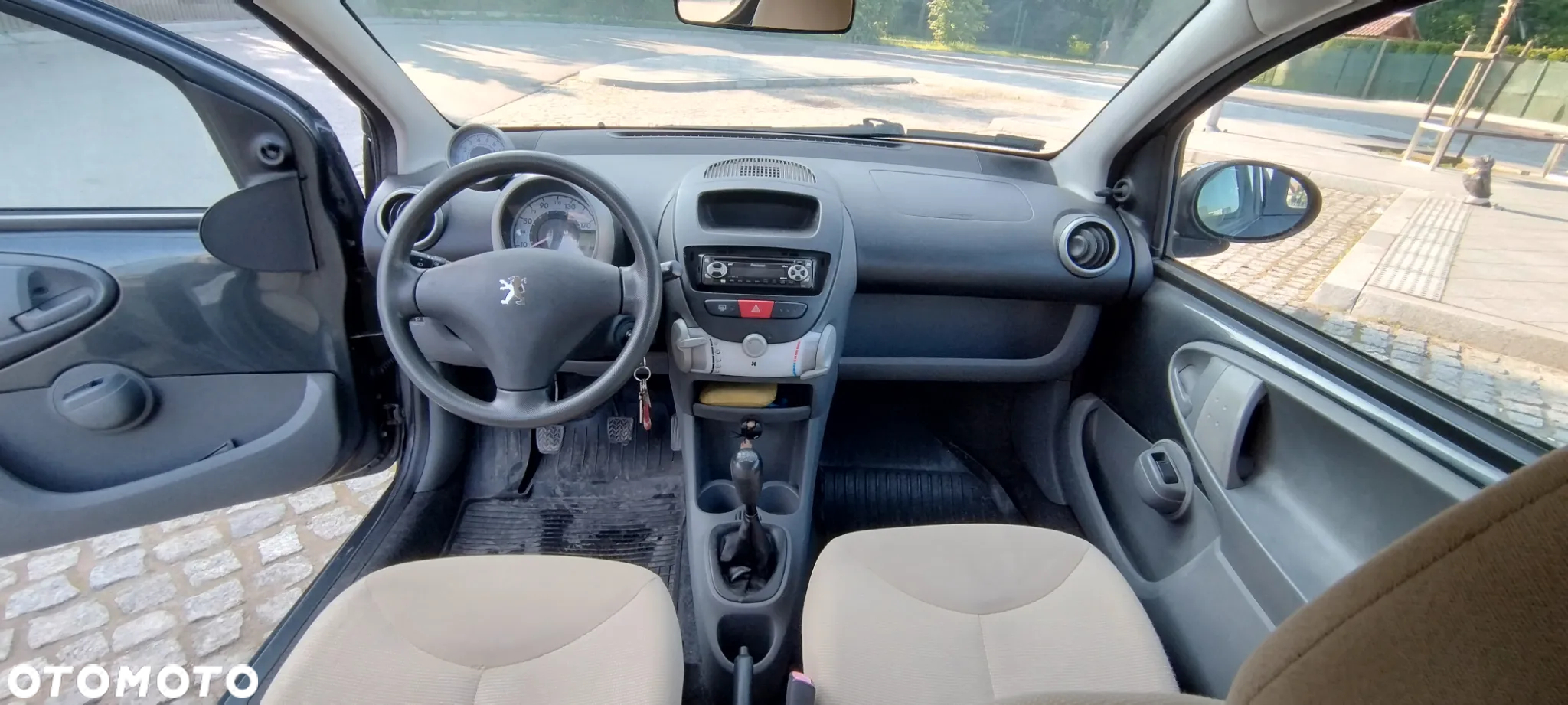 Peugeot 107 1.0 Happy - 2