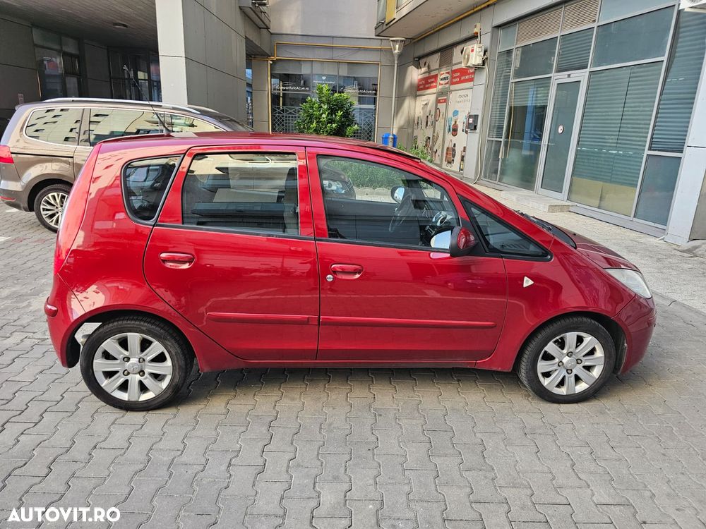 Mitsubishi Colt - 11