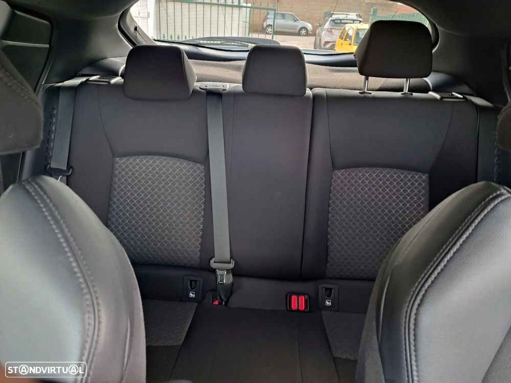 Toyota C-HR 1.8 Hybrid Square Collection - 10