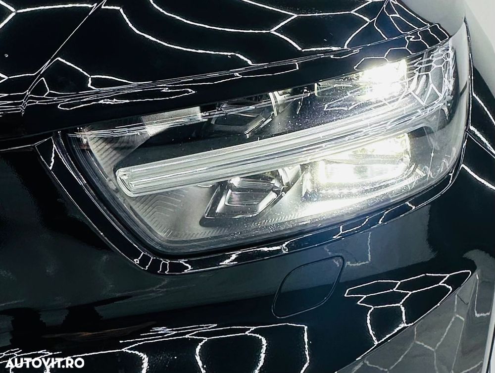 Volvo XC 40 T3 Geartronic Momentum Pro - 10