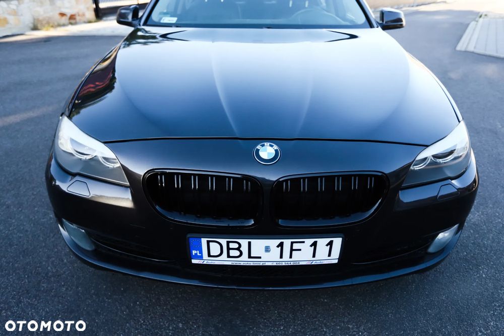 BMW Seria 5 528i xDrive - 2