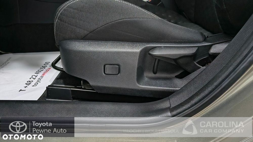 Toyota Corolla 1.8 Hybrid Comfort - 22
