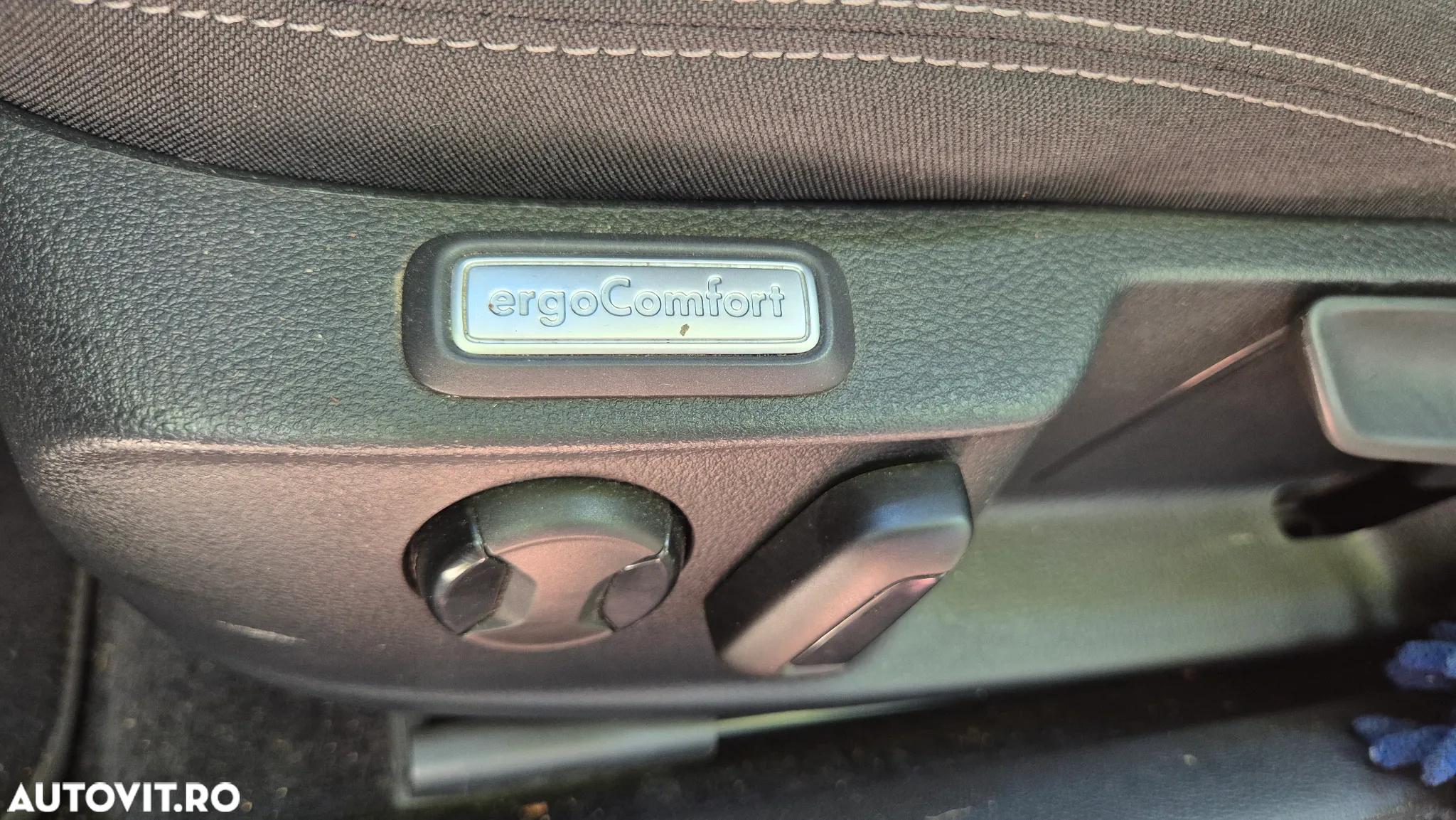 Volkswagen Passat Variant 2.0 TDI DSG Comfortline - 21