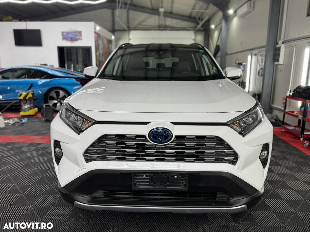 Toyota RAV4 - 3
