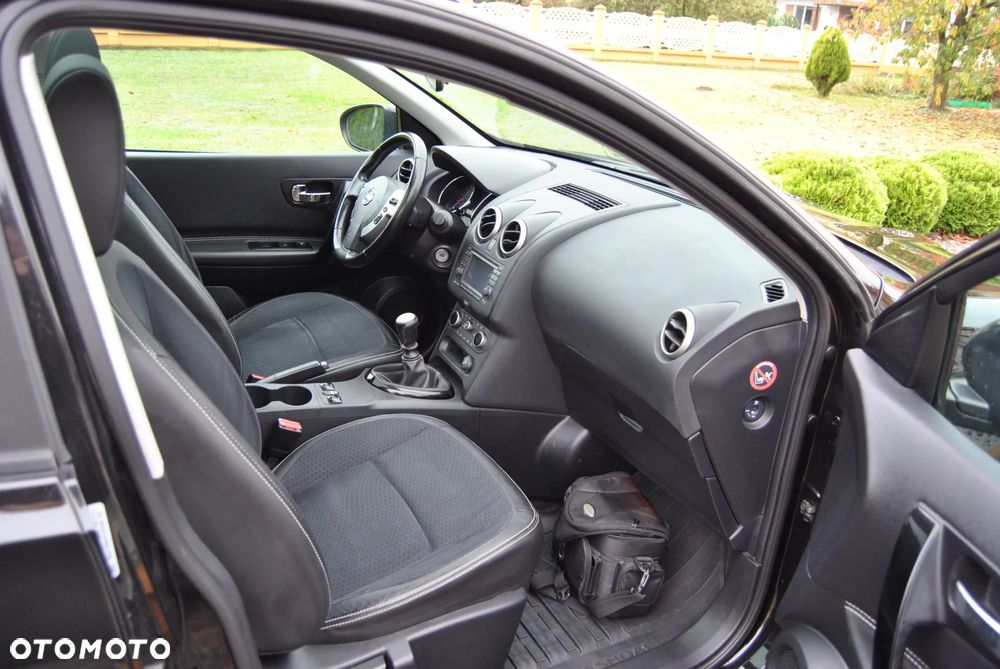 Nissan Qashqai 2.0 tekna - 24