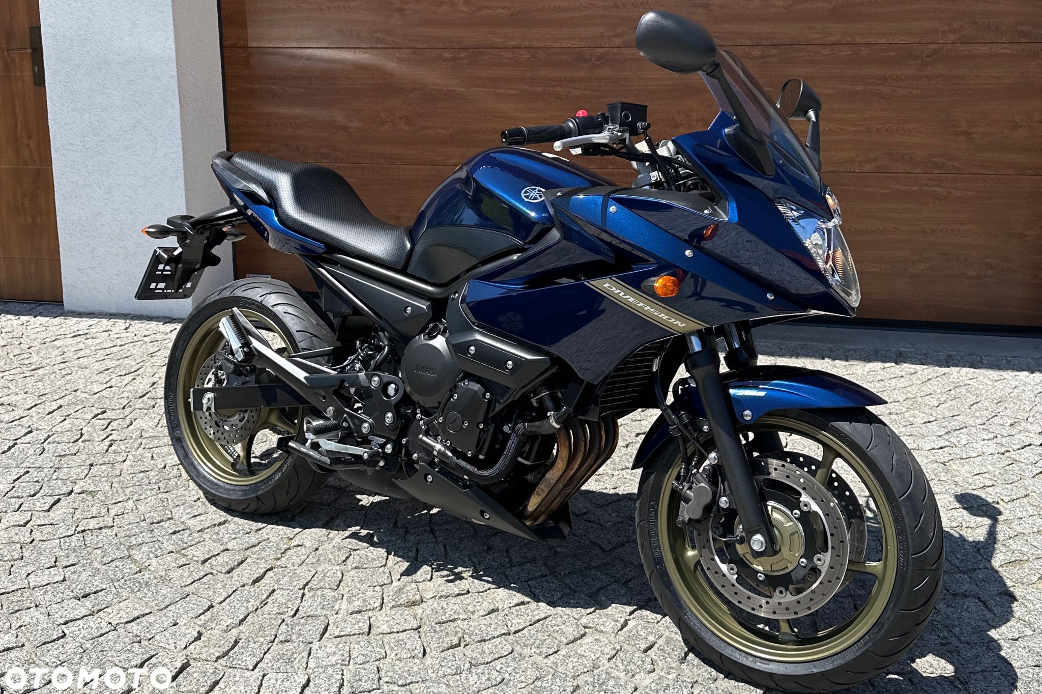 Yamaha XJ - 1