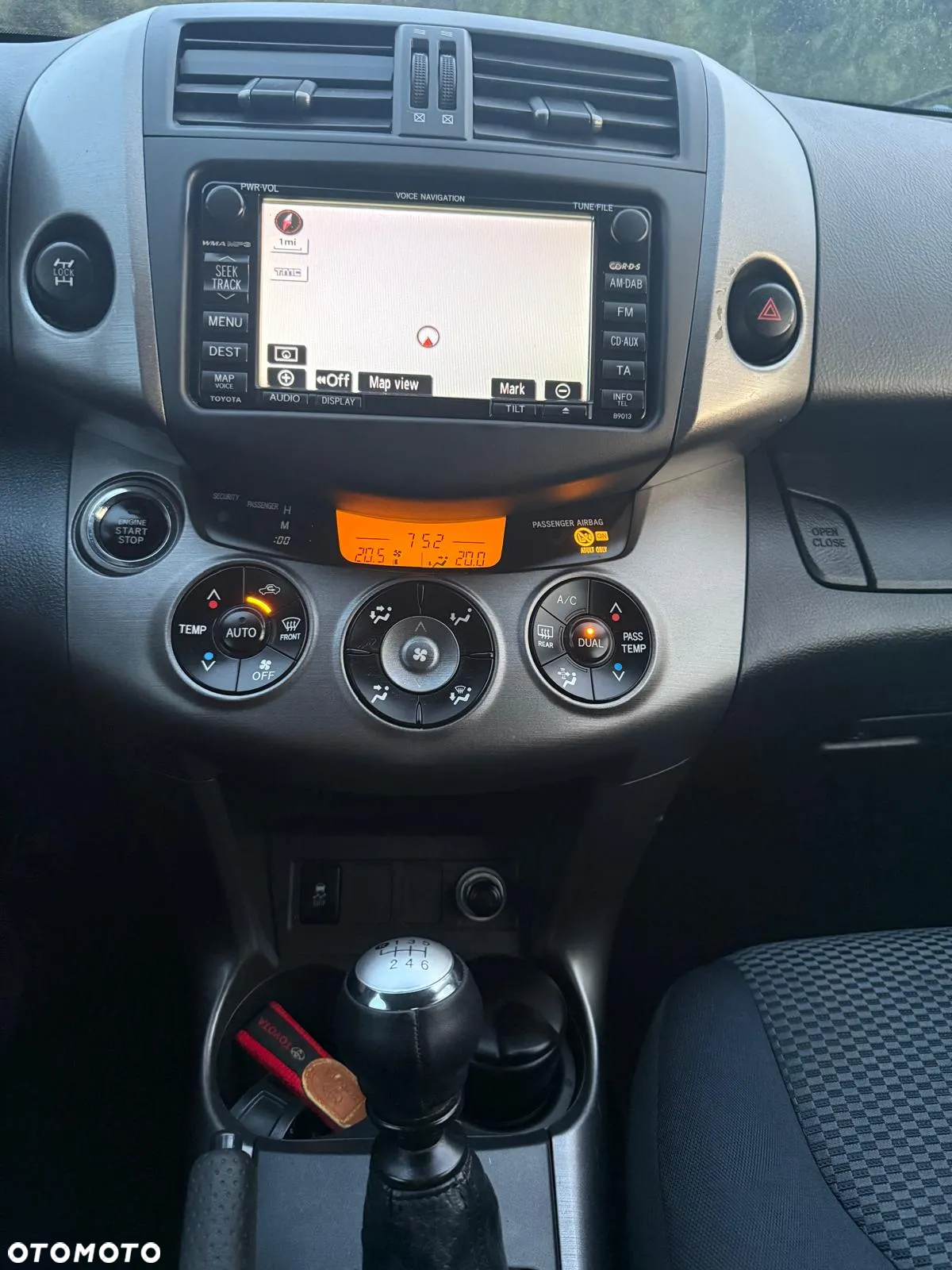 Toyota RAV4 2.2 D-4D 4x4 Comfort - 10
