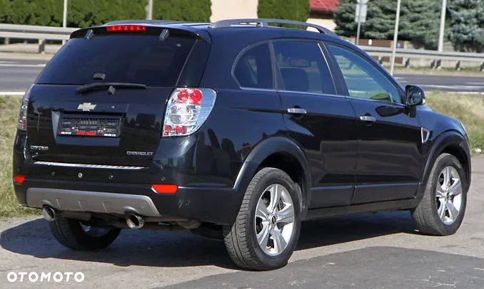 Chevrolet Captiva 2.0 4WD 7 Sitzer Automatik LT - 2