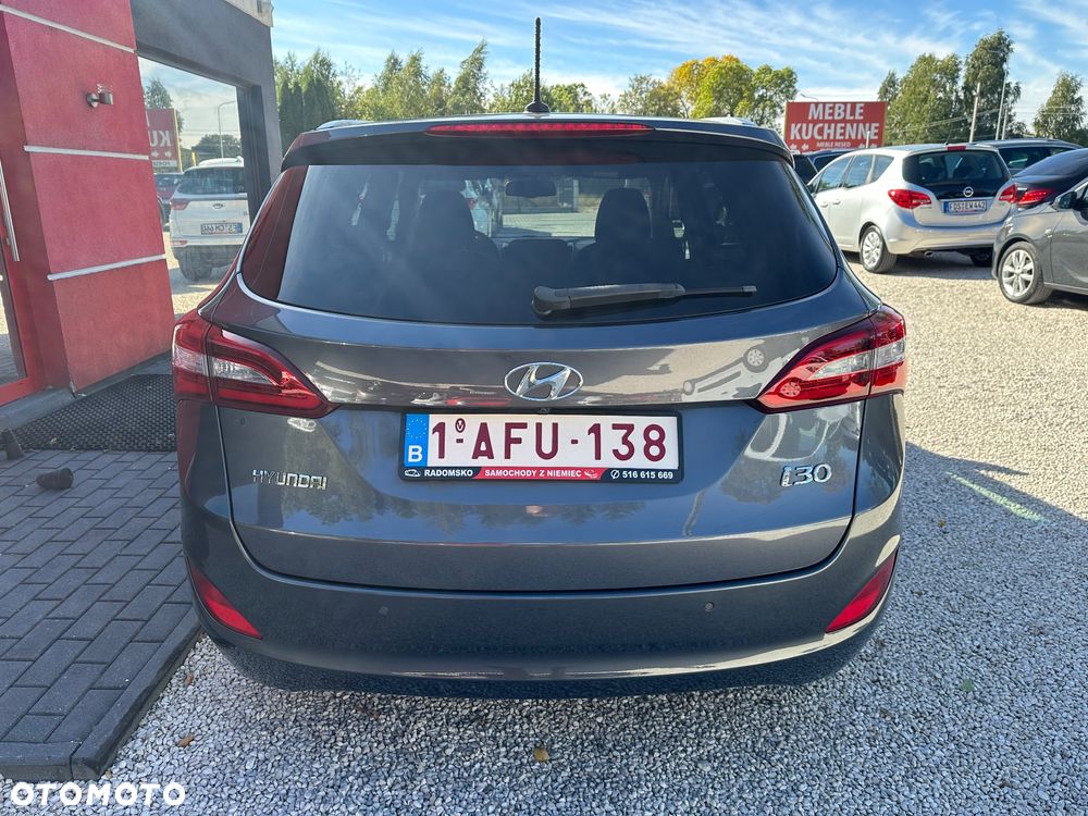Hyundai i30 Kombi 1.6 CRDI Passion - 17
