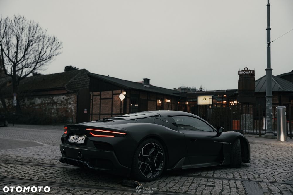 Maserati MC20 DCT - 19