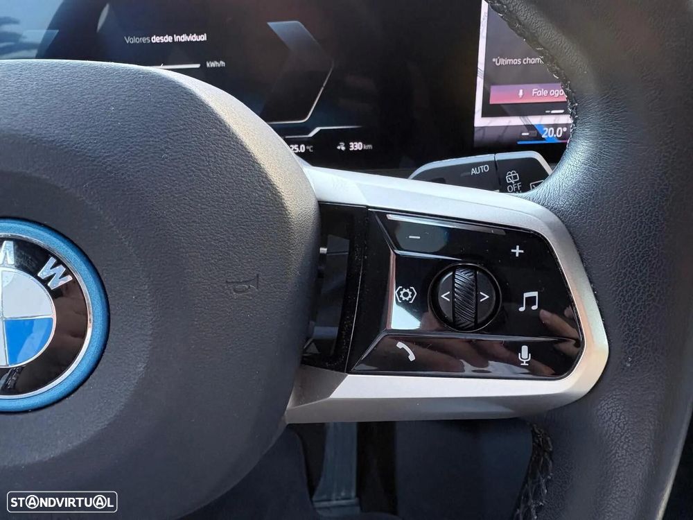 BMW iX xDrive 50 Pack Desportivo - 38
