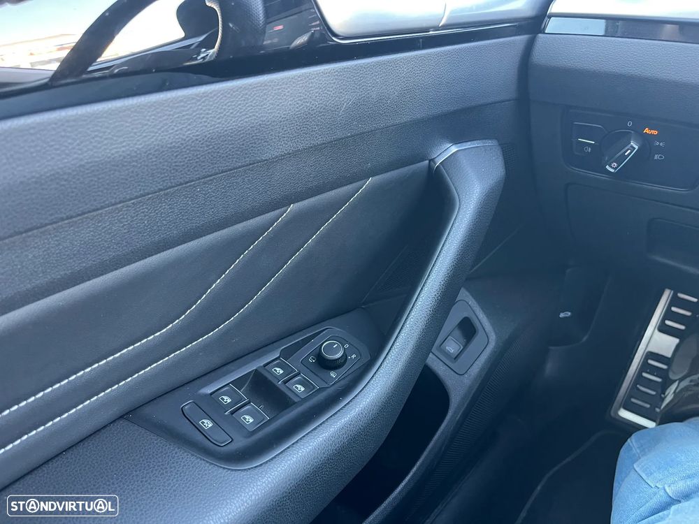 VW Arteon 2.0 TDI Elegance DSG - 12