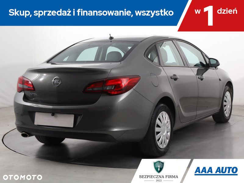 Opel Astra - 6