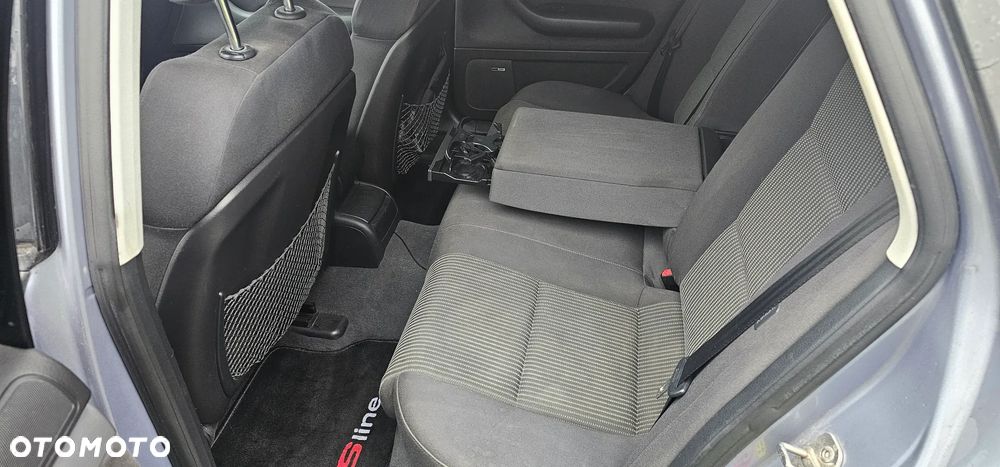 Audi A4 Limousine 2.0 T FSI - 7