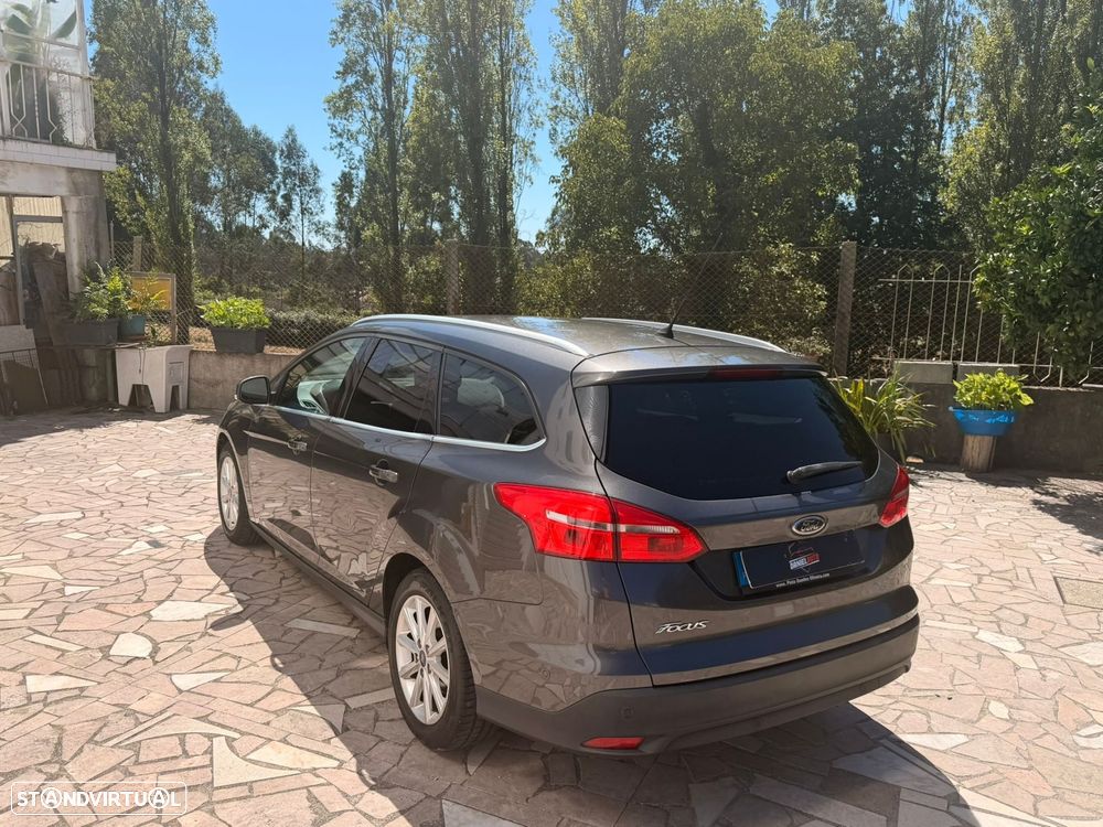 Ford Focus 1.5 TDCi ECOBlue Titanium - 13