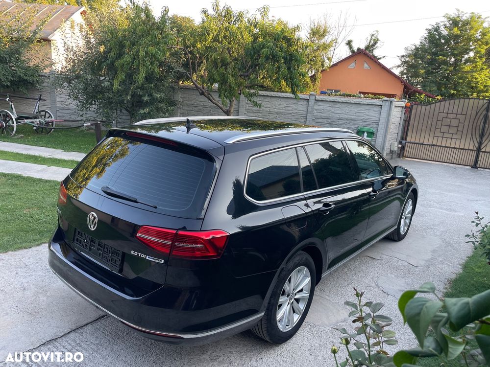 Volkswagen Passat - 4