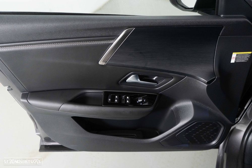 Citroën C5 X 1.6 Hybrid Shine e-EAT8 - 20