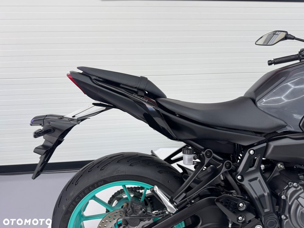 Yamaha MT - 17