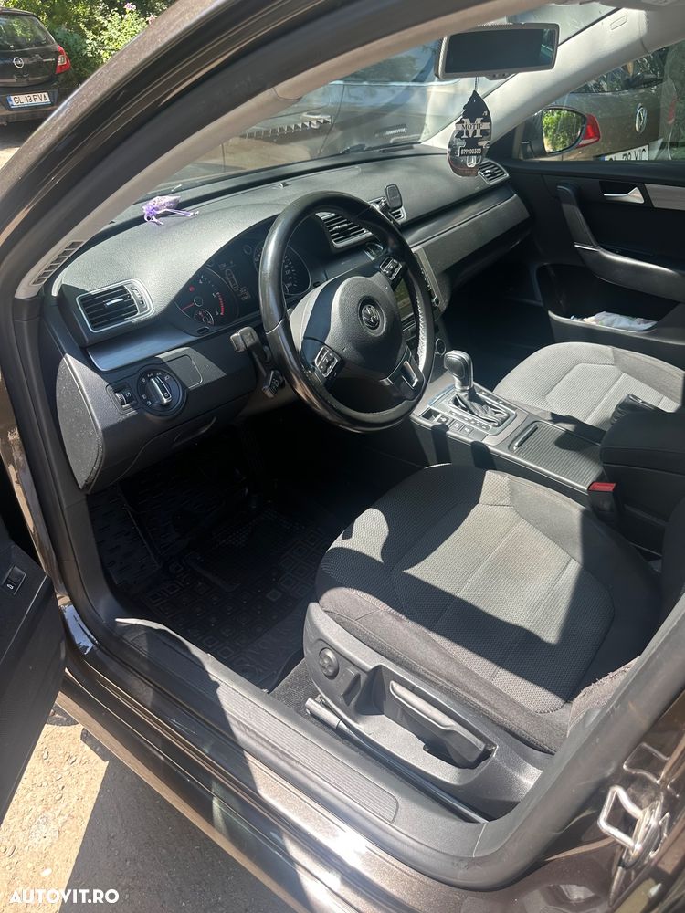 Volkswagen Passat - 7