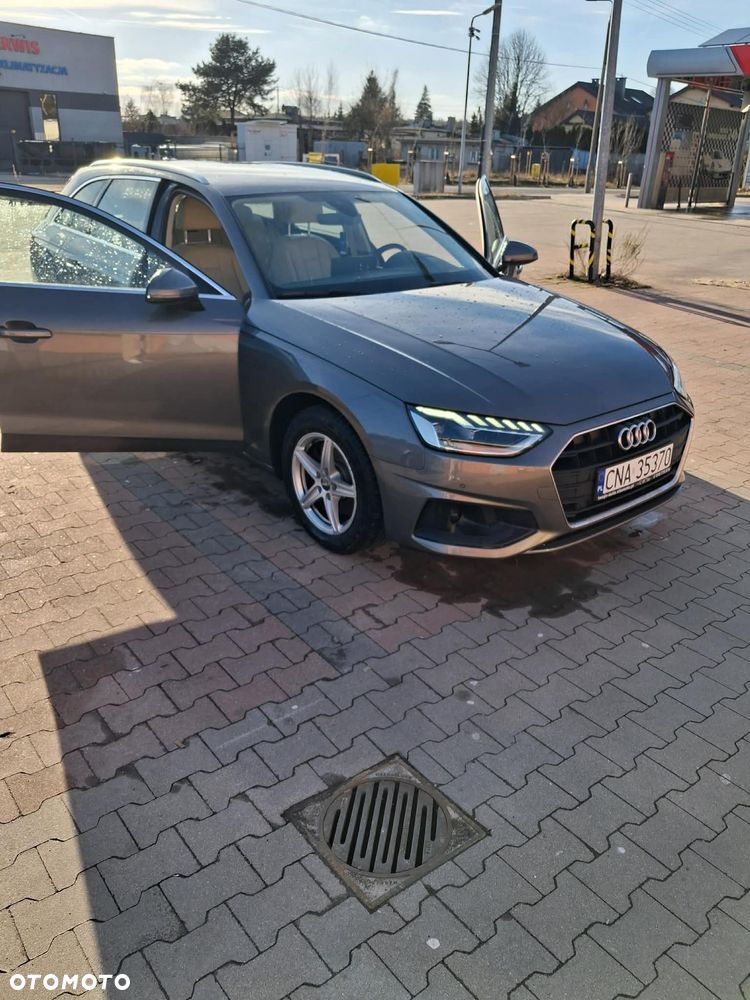 Audi A4 Avant 35 TDI S tronic - 2